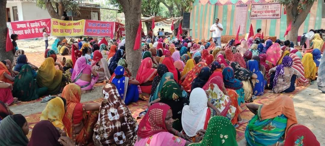 अंतर्राष्ट्रीय मज़दूर दिवस पर प्रधानमंत्री के संसदीय क्षेत्र के मजदूरों ने भरी हुंकार, मांगा काम व सम्मान।