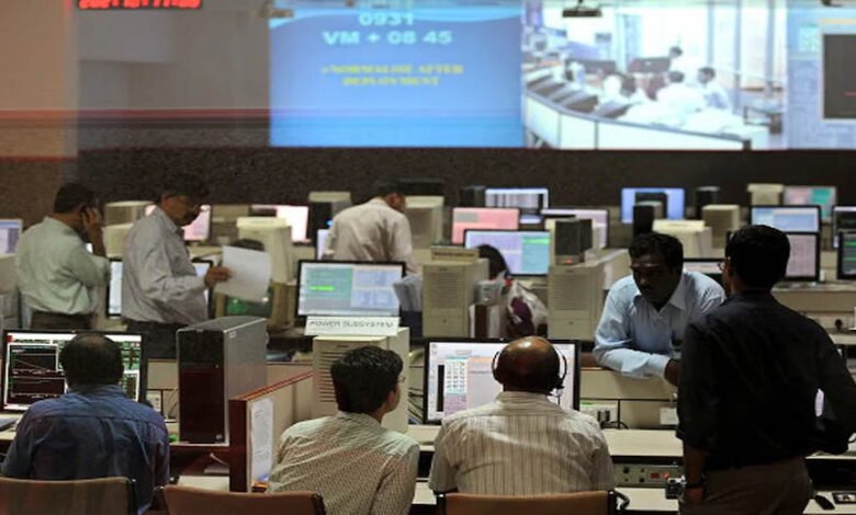 ब्रेन ड्रेन रोकने के लिए ISRO का बड़ा फैसला, वैज्ञानिकों के इस्तीफे और VRS पर लगेगी रोक