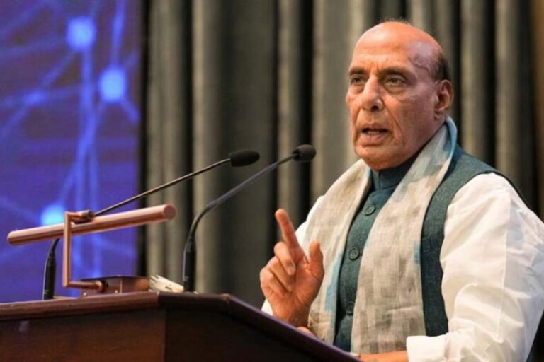 राजनाथ-सिंह-का-कांग्रेस-पर-हमला,-बोले-rss-को-प्रमाणपत्र-की-जरूरत-नहीं